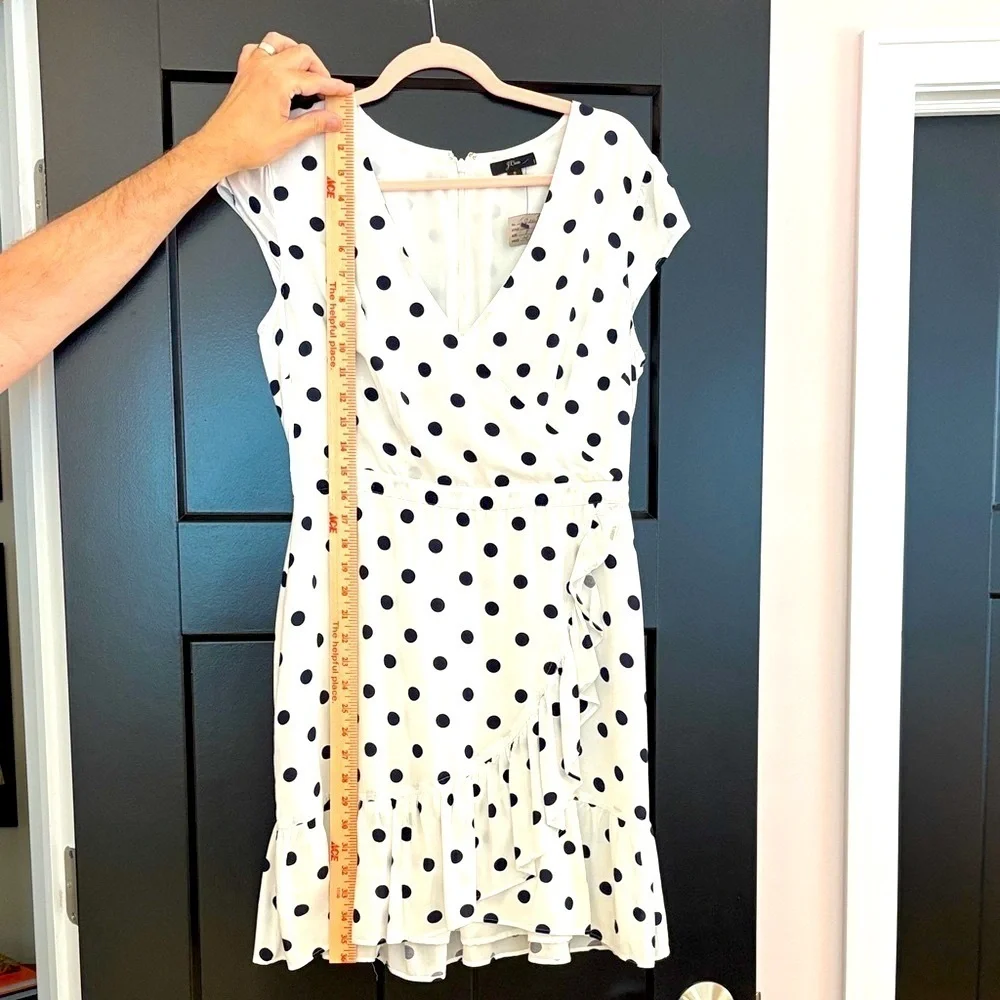 J. Crew White & Navy Polka Dot V-Neck, Front Cap Sleeve Ruffled,  Dress. Size 8